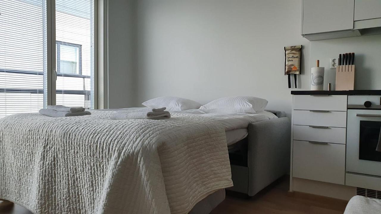 Appartamento Parvekkeellinen Yksioe Keskustassa Turku Esterno foto